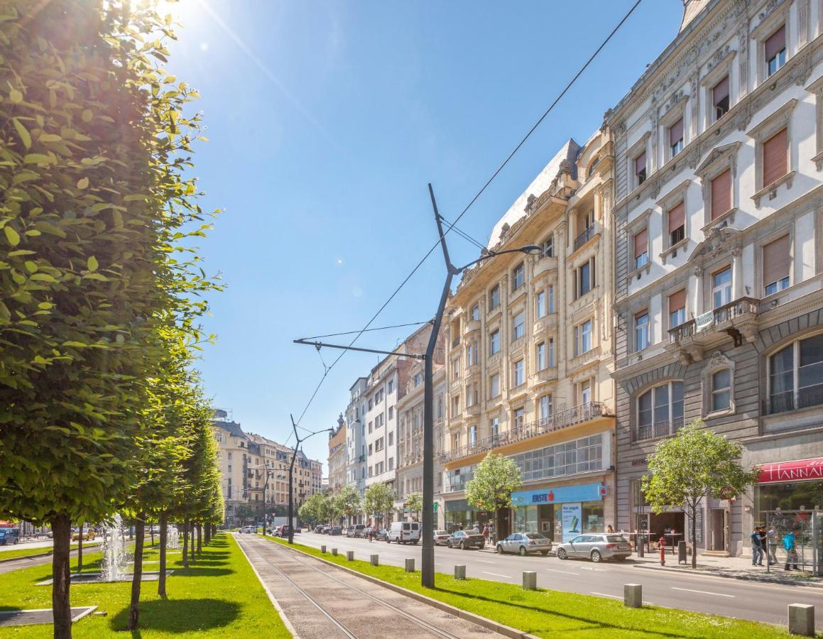 Modernized Unique Huge Central Apartment On 135Sqm Budapest Exterior photo
